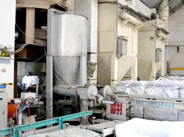 东方炉衬生产基地